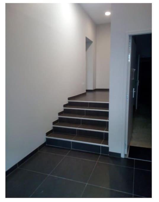 Bel Appart. / Residence De Standing / Plein Centre シャトー・ティエリ エクステリア 写真